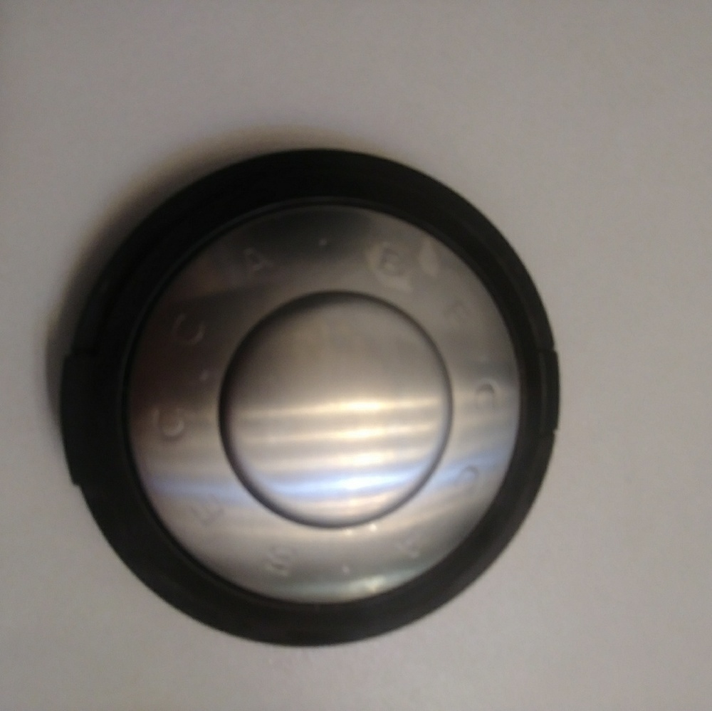 Becca Shimmering Skin Perfector-Champagne Pop